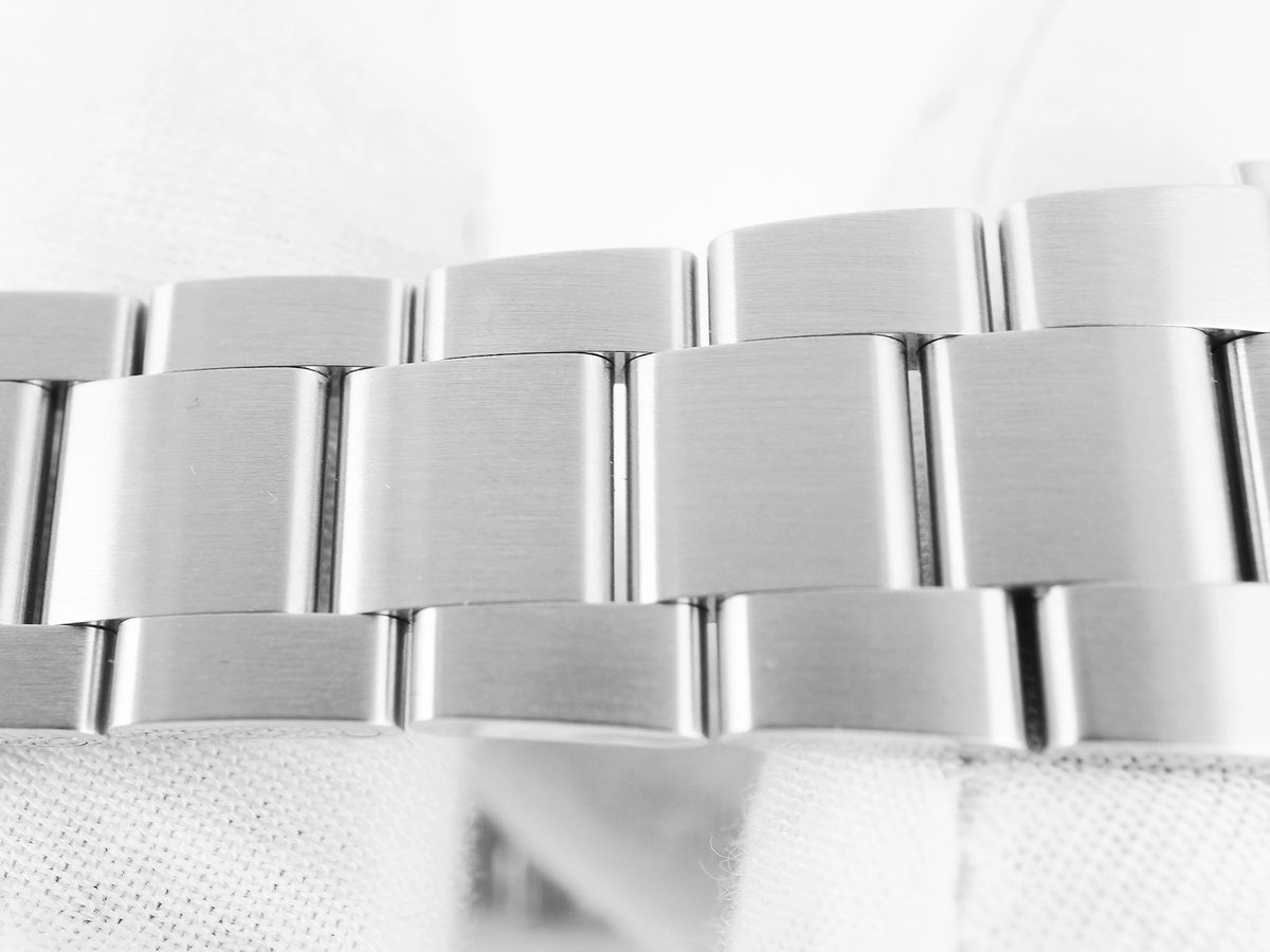 Rolex Oyster Perpetual 41 Pistachio Dial on Oyster 134300 Complete 2025