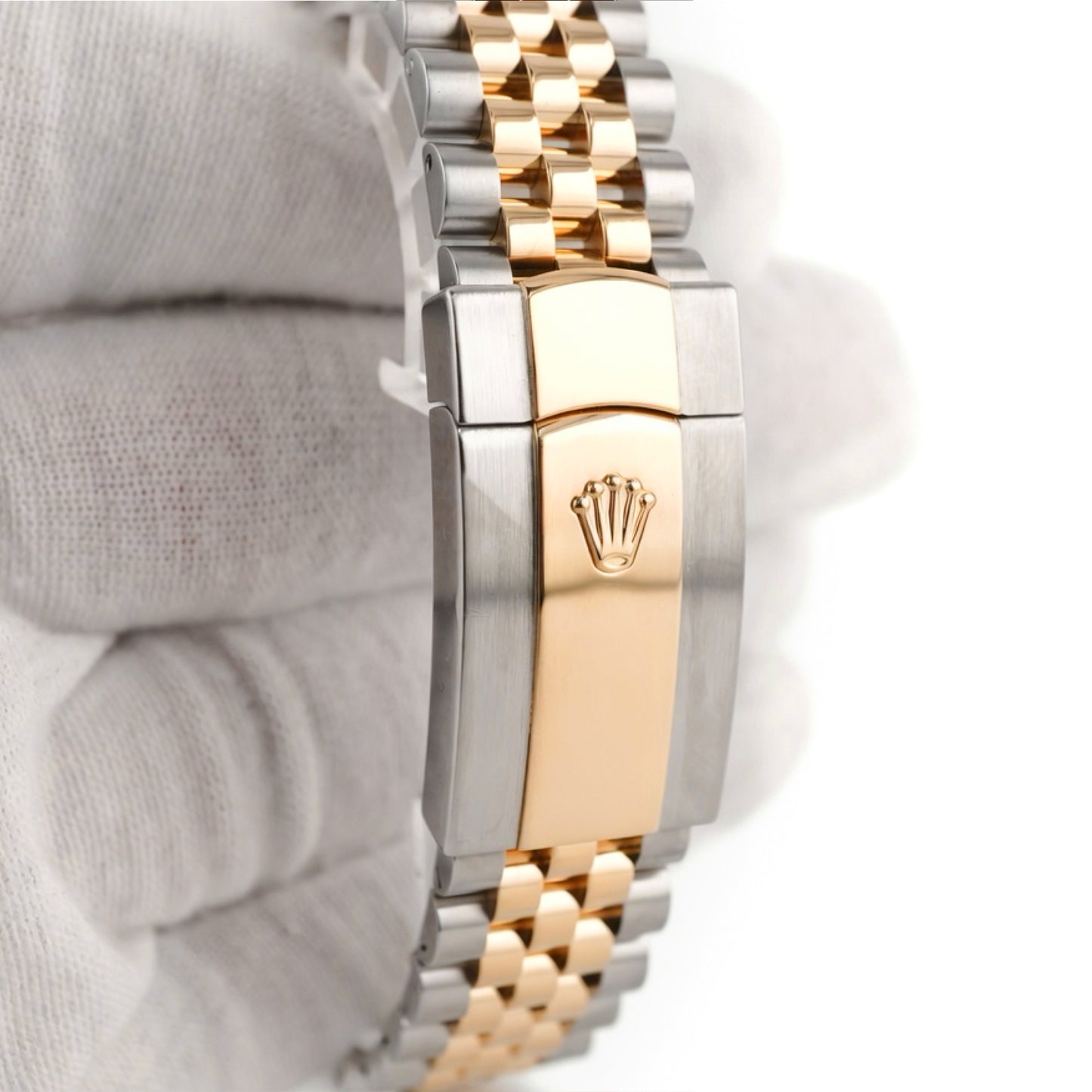 Rolex Datejust Golden Fluted Motif Index Dial on Jubilee 126233 Card 2023