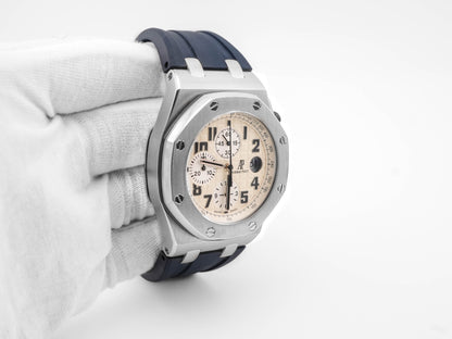 Audemars Piguet Royal Oak Offshore Chronograph Safari White Dial on Blue Rubber 26170ST.OO.D091CR.01 Complete 2013