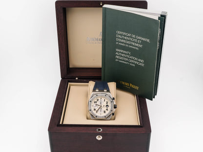 Audemars Piguet Royal Oak Offshore Chronograph Safari White Dial on Blue Rubber 26170ST.OO.D091CR.01 Complete 2013