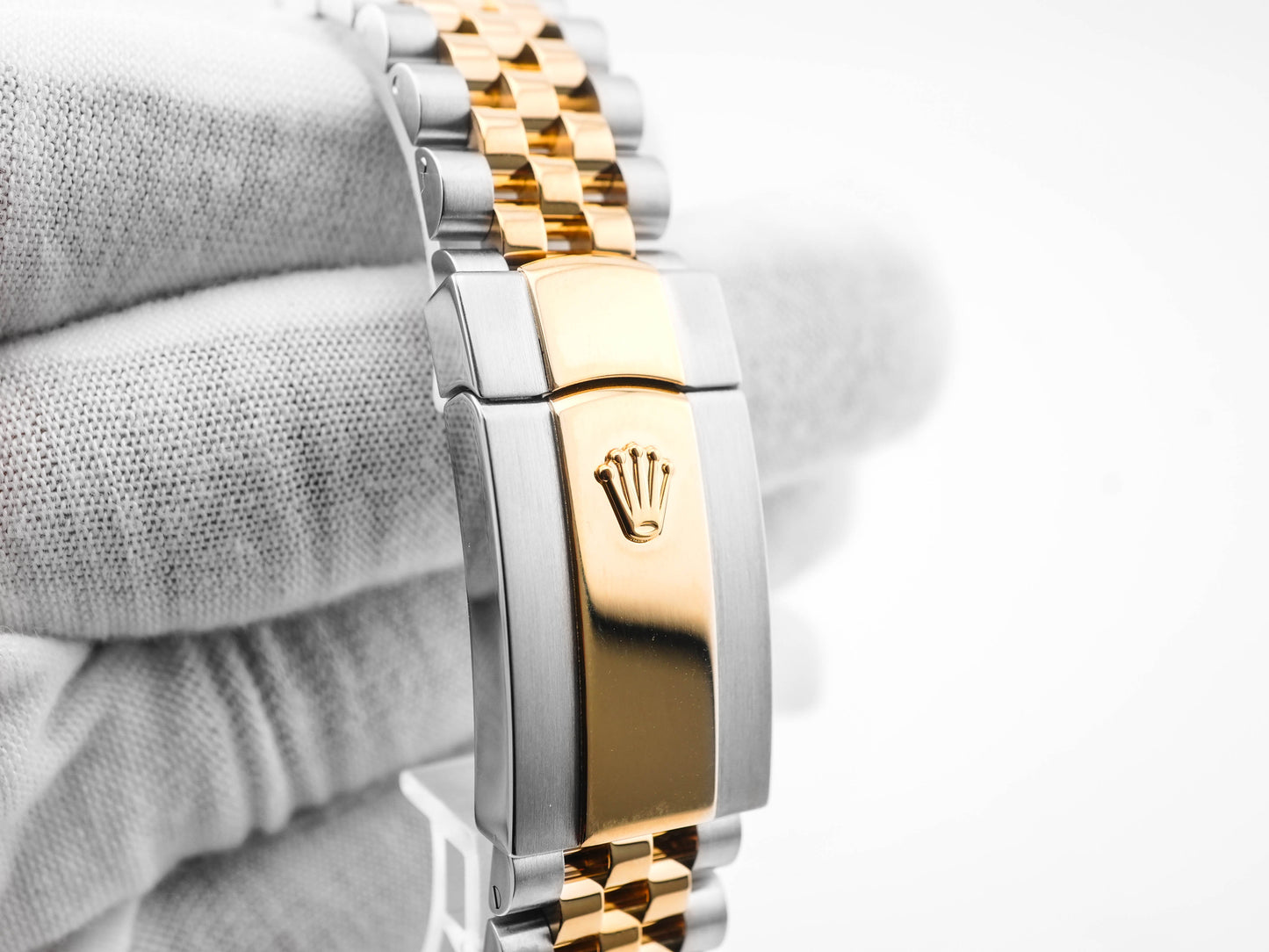 Rolex Datejust 41 Champagne Index Dial on Jubilee 126333 Card 2018