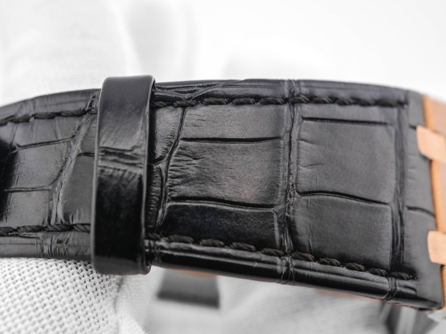 Audemars Piguet Royal Oak Black Dial on Leather Strap 15500OR.OO.D002CR.01 Complete 2019