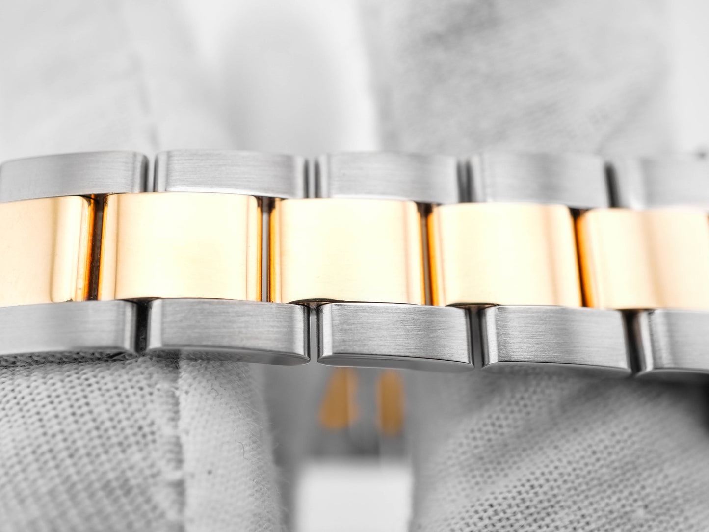 Rolex Datejust 31 White Roman Dial on Oyster 178273 Card 2018