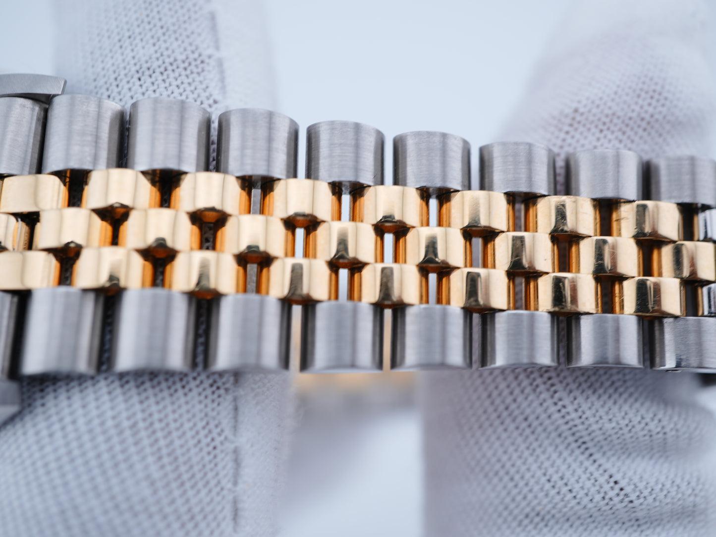 Rolex Datejust Champagne Roman Dial on Jubilee 16233 Papers 1996