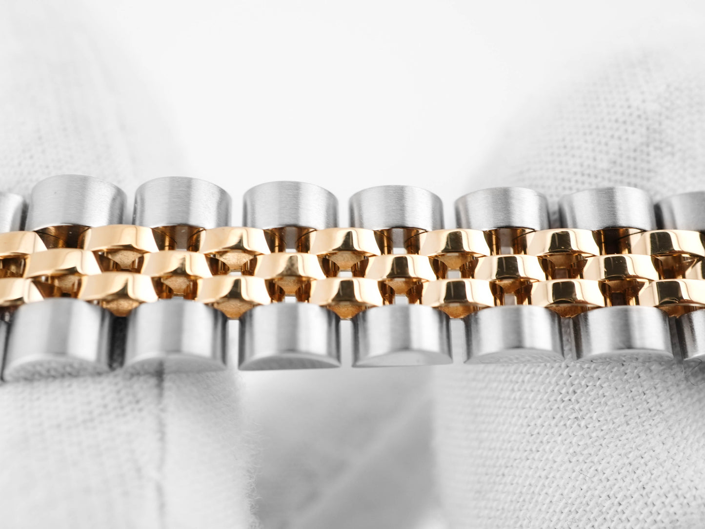 Rolex Datejust Lady Champagne Diamond Dial on Jubilee 69173 Papers 1994