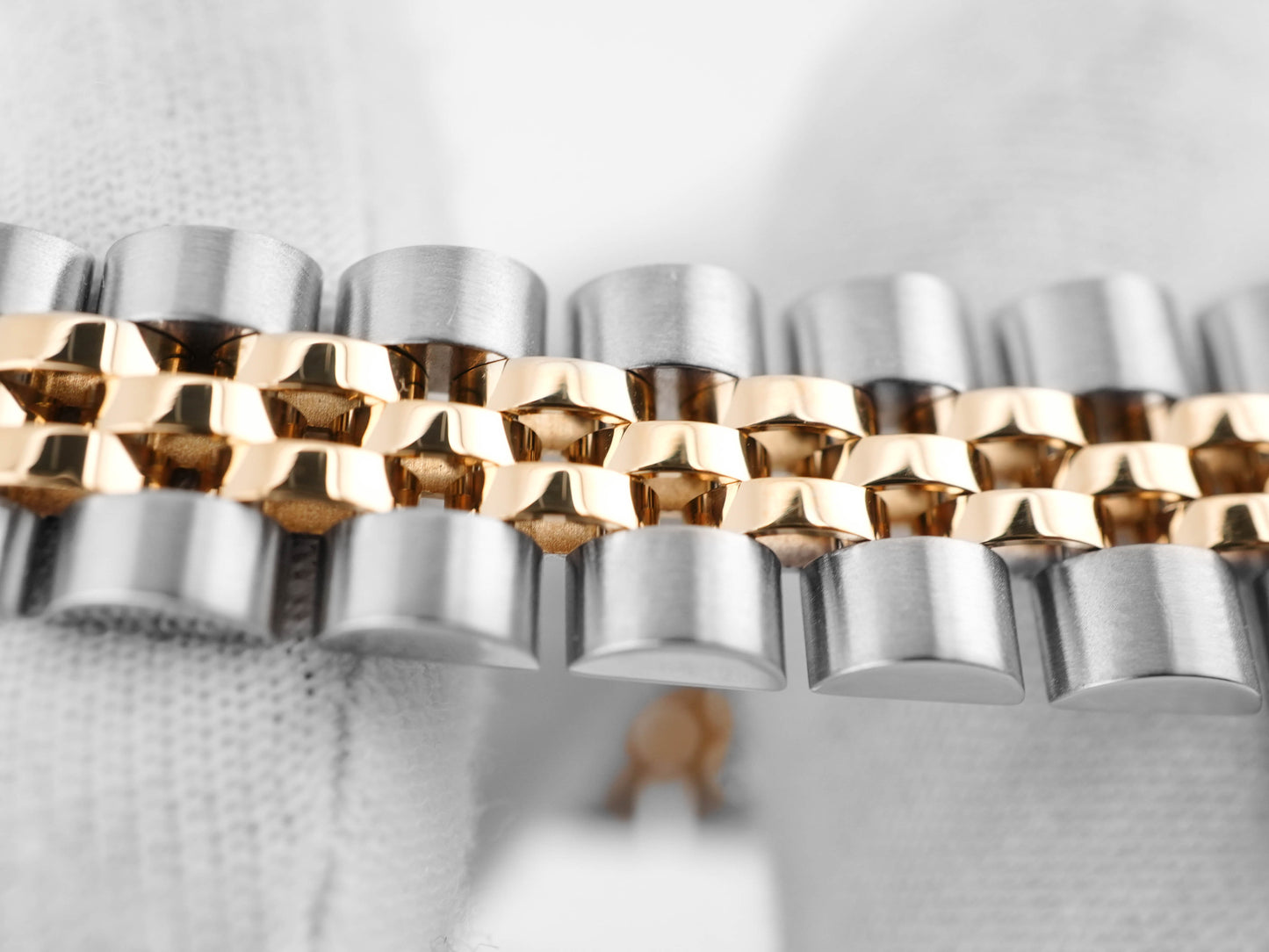 Rolex Datejust Lady Champagne Diamond Dial on Jubilee 69173 Papers 1994