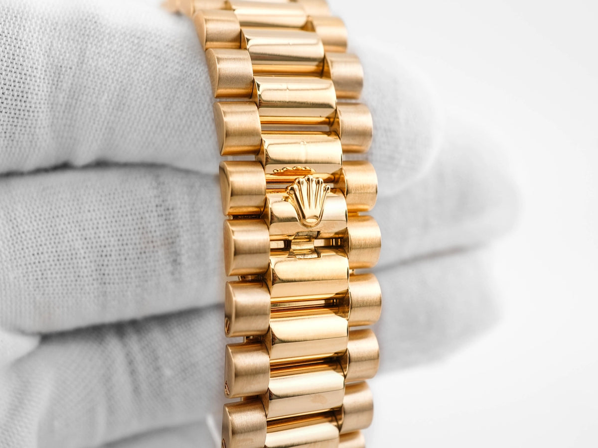 Rolex Day-Date II 41MM Champagne Roman Dial on President 218238 Card 2013