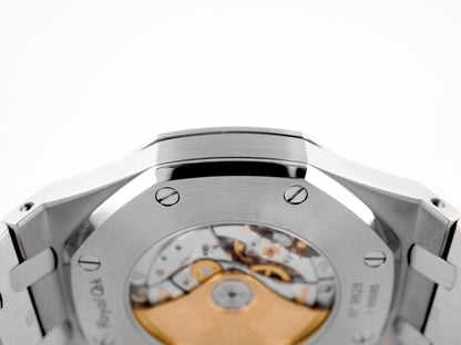 Audemars Piguet Royal Oak Selfwinding Black Dial on Bracelet 15400ST.OO.1220ST.01 Archives 2015