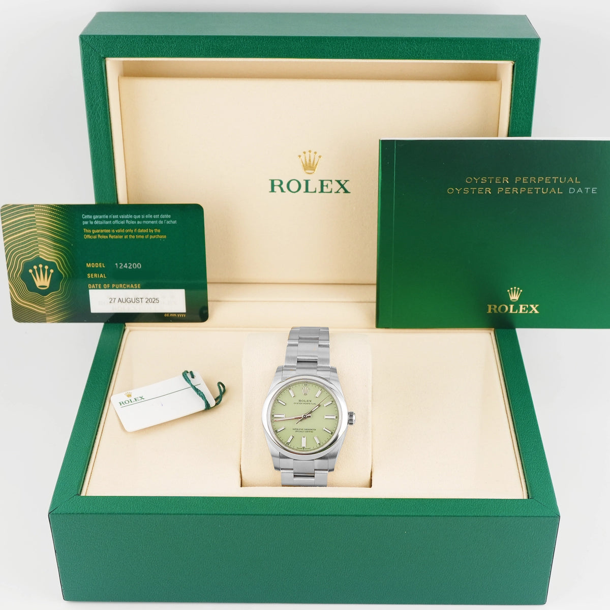 Rolex Oyster Perpetual 34 Pistachio Dial on Oyster 124200 Complete 2025