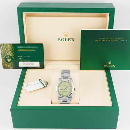 Rolex Oyster Perpetual 34 Pistachio Dial on Oyster 124200 Complete 2025
