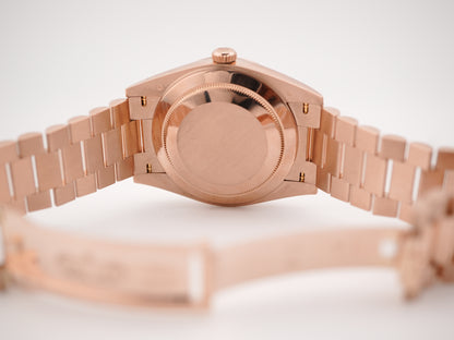 Rolex Day-Date 40 Sundust Bevelled Roman Dial on President 228235 Card 2022