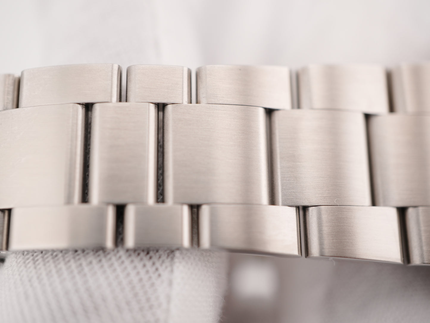 Rolex Sea-Dweller 43 Black Dial on Oyster 126600 Card 2017