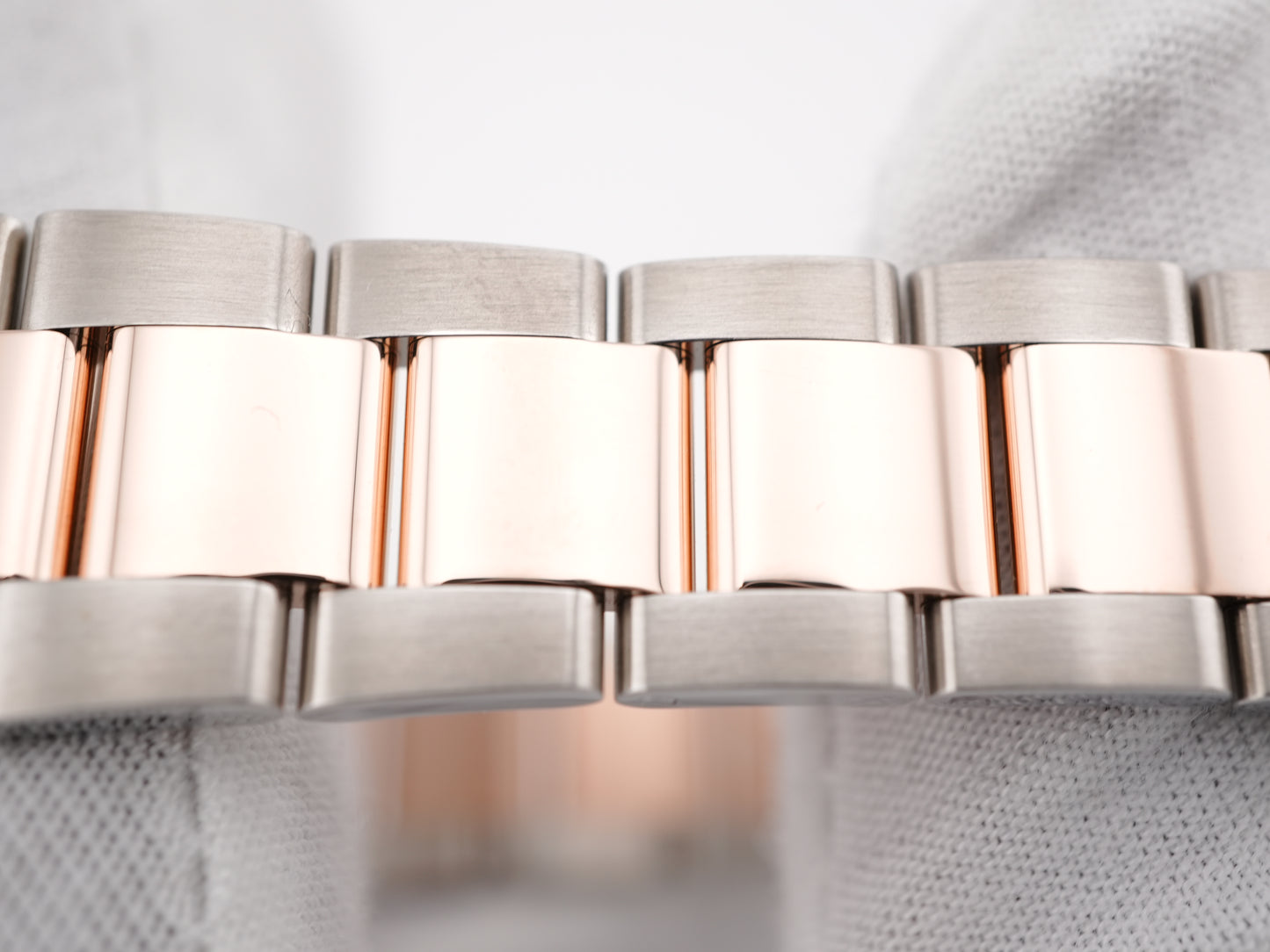 Rolex GMT-Master II Root Beer Black Dial on Oyster 126711CHNR Card 2020