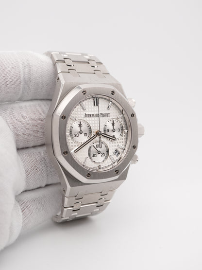 Audemars Piguet Royal Oak Chronograph Silver Dial on Bracelet 26240ST.OO.1320ST.07 Complete 2023