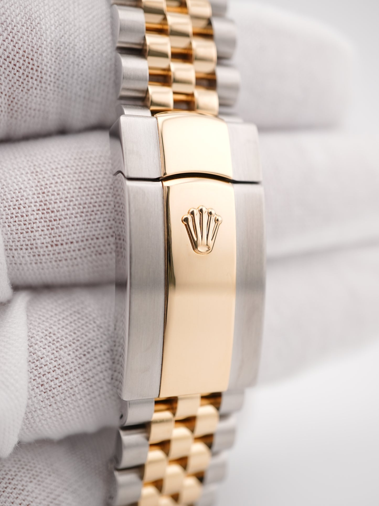 Rolex Datejust 41 Champagne Index Dial on Jubilee 126333 Card 2022