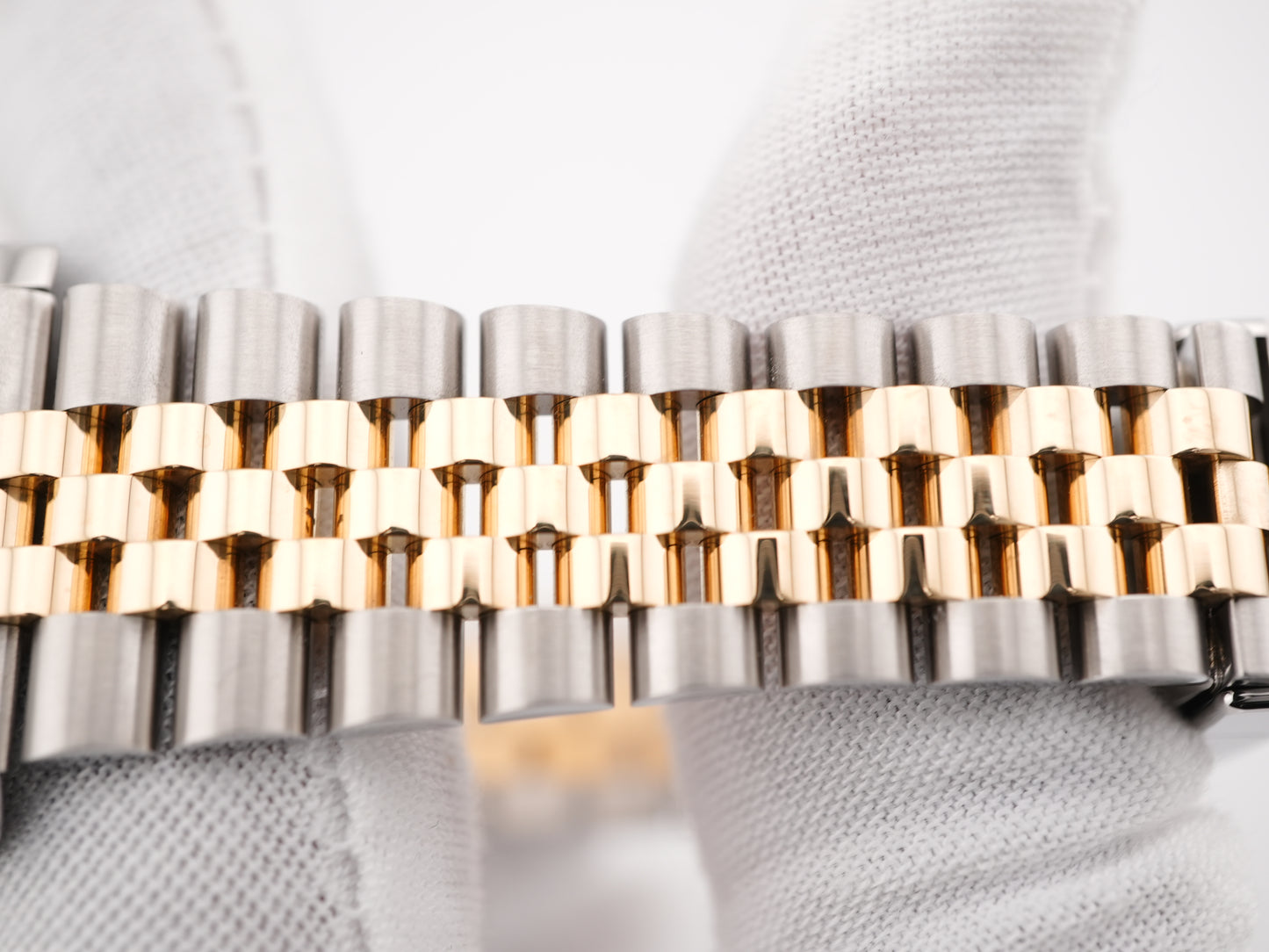 Rolex Datejust 41 Champagne Index Dial on Jubilee 126333 Card 2022