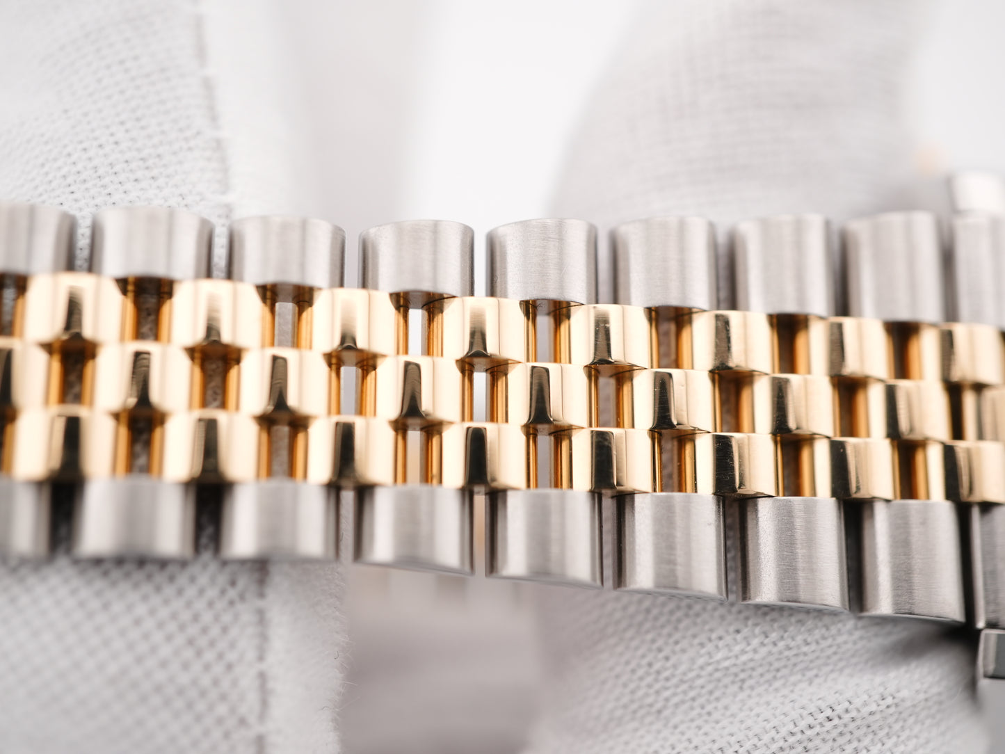 Rolex Datejust 41 Champagne Index Dial on Jubilee 126333 Card 2022