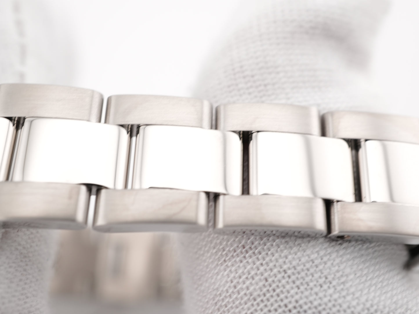 Rolex Datejust Lady Pink Roman Dial on Oyster 279160 Card 2023