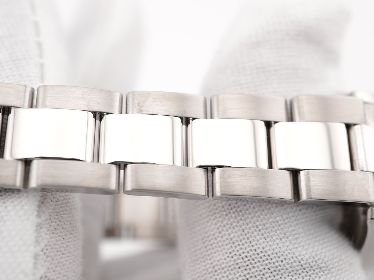 Rolex Datejust Lady Pink Roman Dial on Oyster 279160 Card 2023