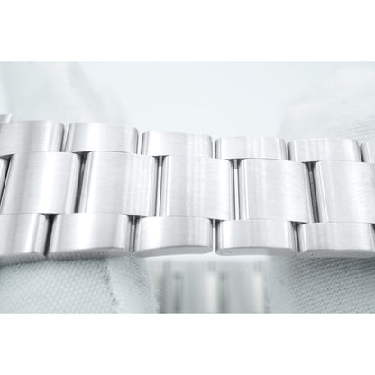 Rolex Submariner Black Dial on Oyster 126610LV Card 2020