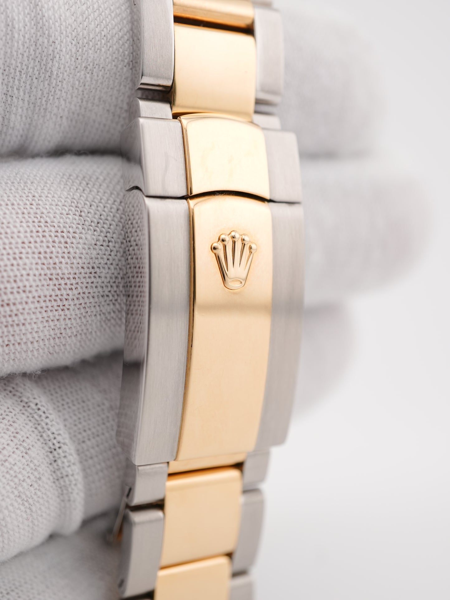 Rolex Datejust II Ivory Diamond Dial on Oyster 116333 2014