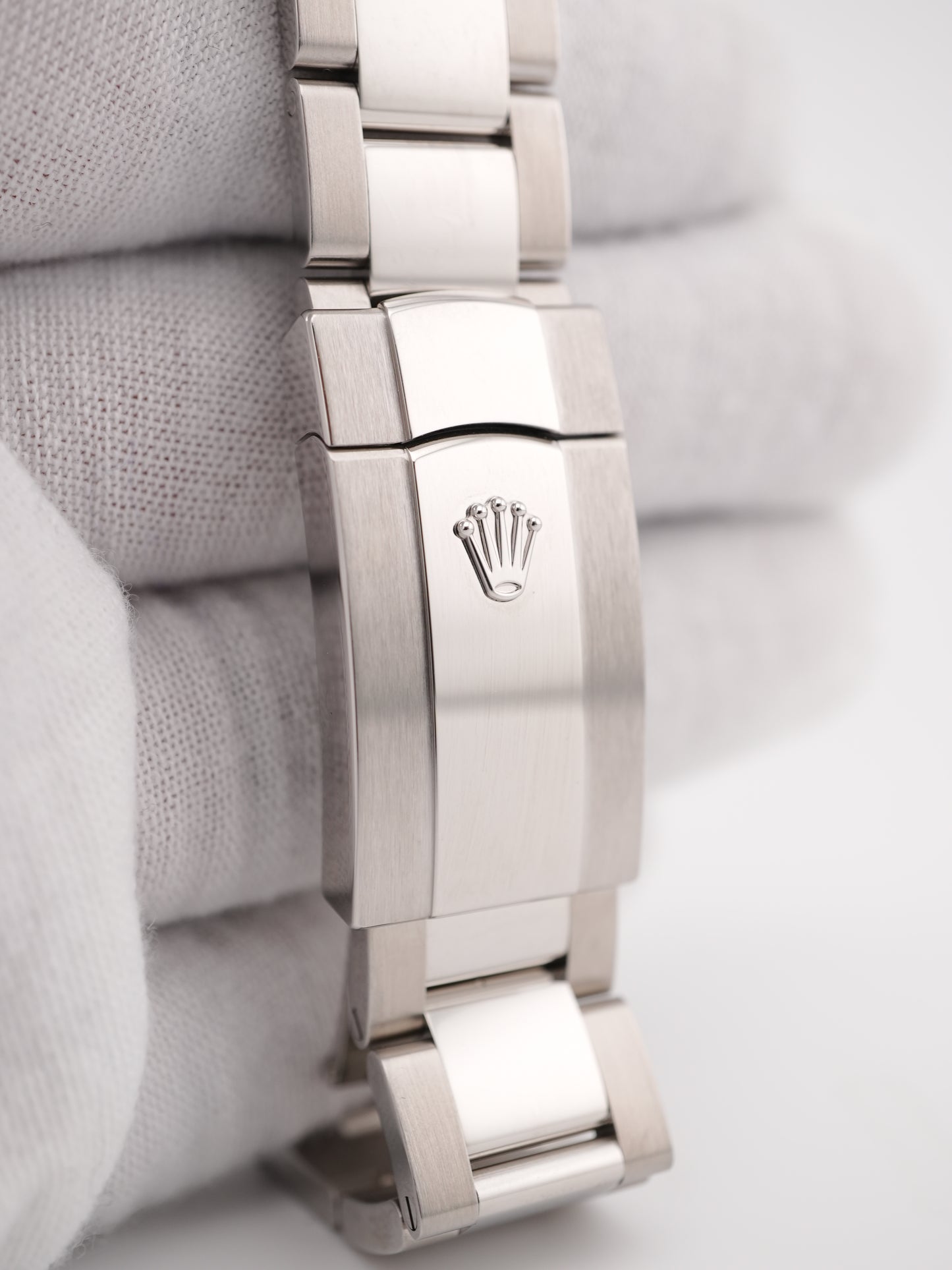 Rolex Datejust 41 Slate Green Roman Dial on Oyster 126334 Card 2025