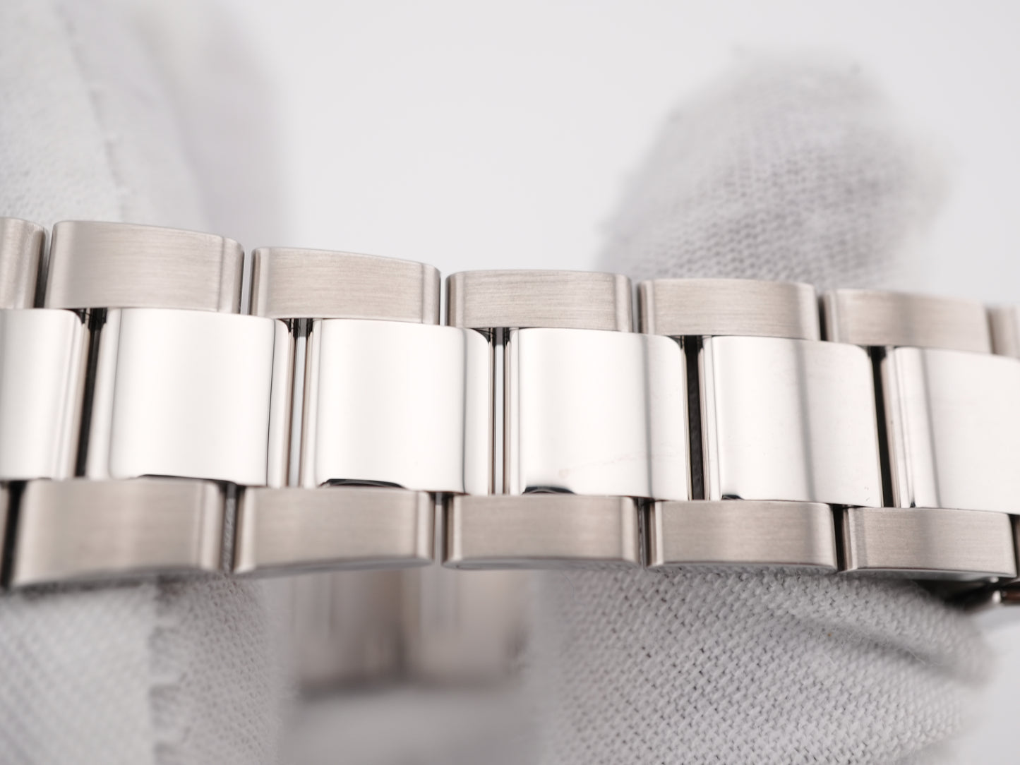 Rolex Datejust 41 Slate Green Roman Dial on Oyster 126334 Card 2025