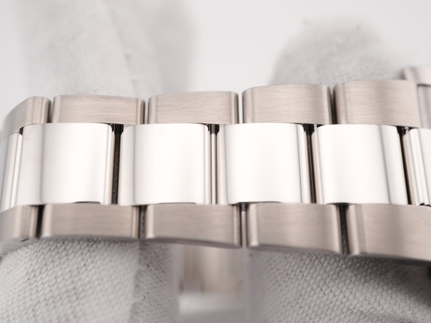 Rolex Datejust 41 Slate Green Roman Dial on Oyster 126334 Card 2025