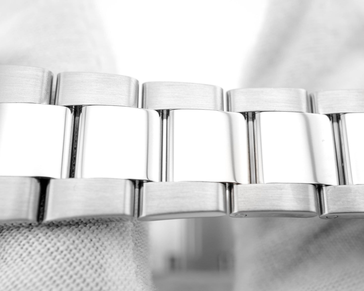 Rolex Datejust Rhodium Dial on Oyster 116200 2014