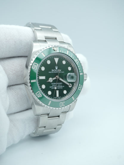 Rolex Submariner Hulk Green Dial on Oyster 116610LV Complete 2017