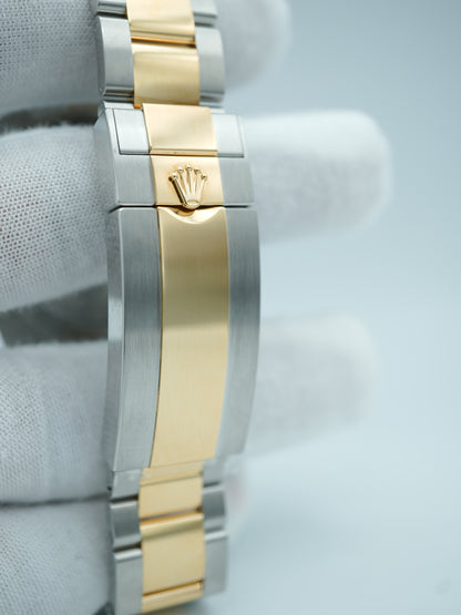 Rolex Submariner Blue Dial on Oyster 126613LB Card 2020