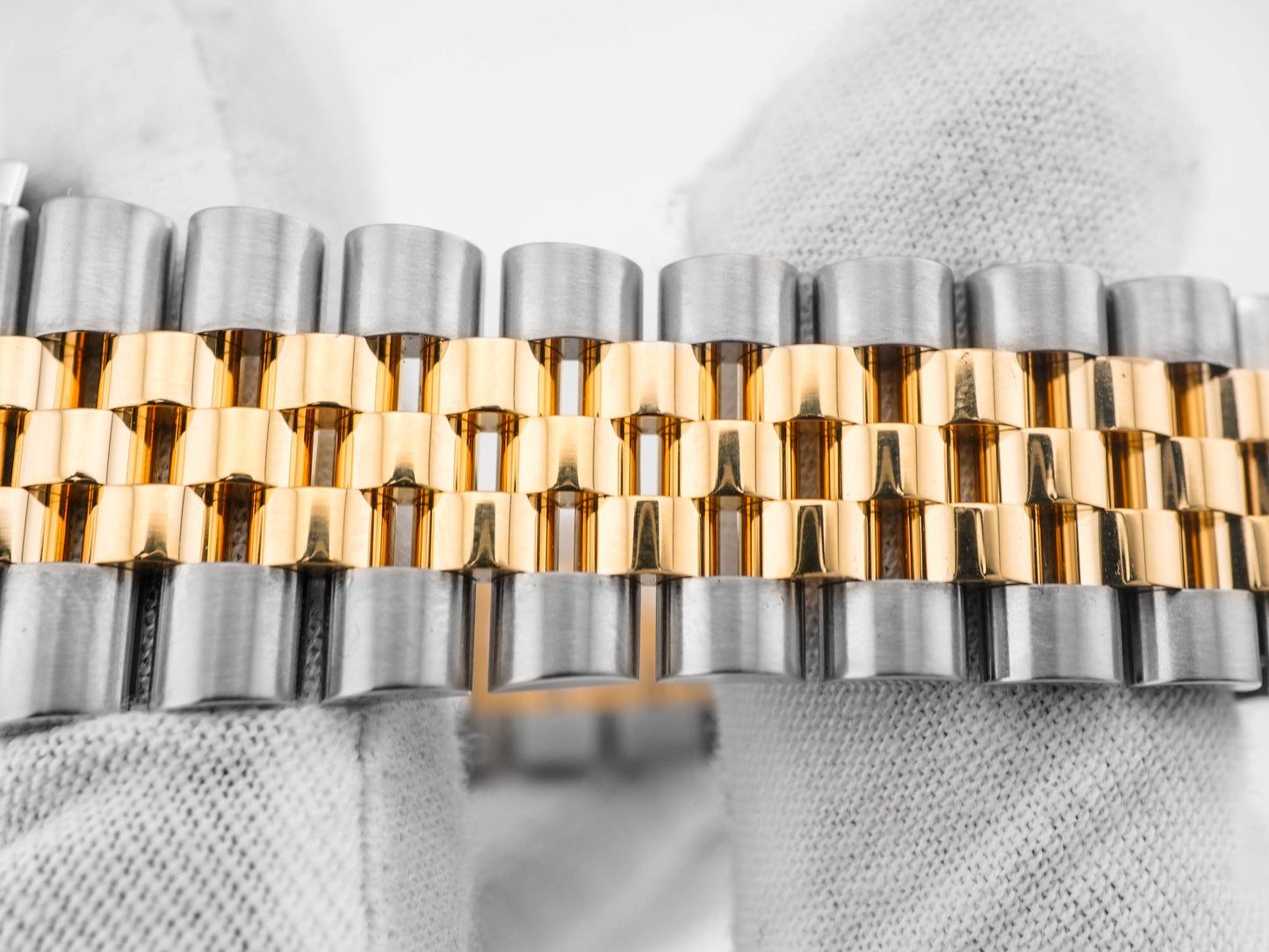 Rolex SkyDweller Black Index Dial on Jubilee 326933 Card 2022